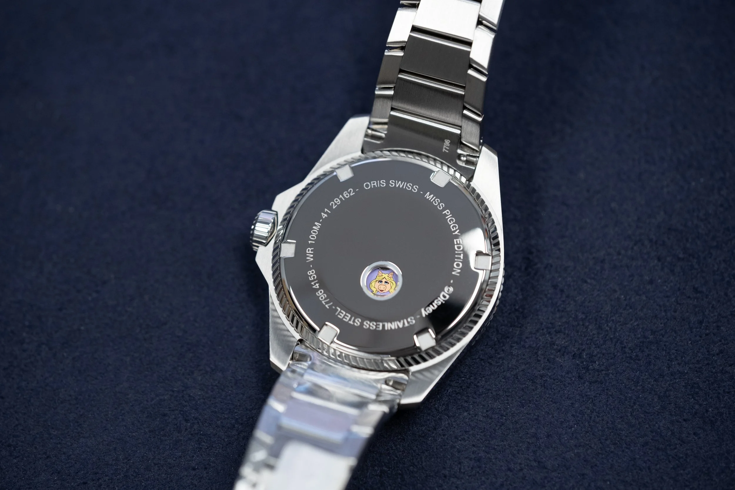 Hands-On Review of the Oris ProPilot X Miss Piggy Edition